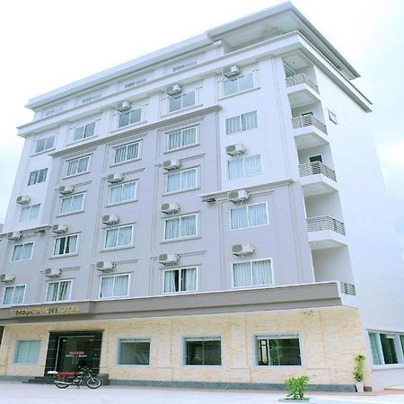 מאי צ'או Ngoc Bach Hotel מראה חיצוני תמונה