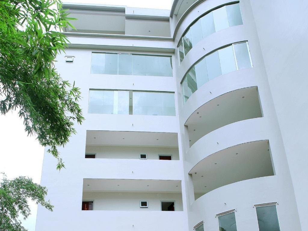 מאי צ'או Ngoc Bach Hotel מראה חיצוני תמונה
