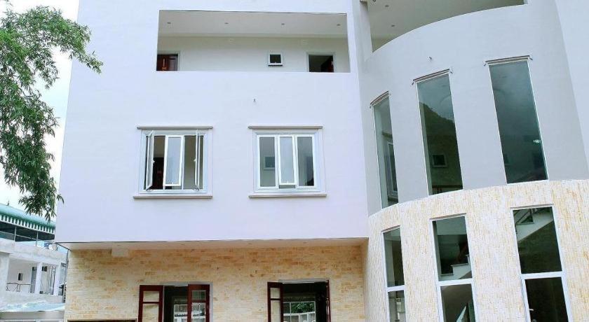מאי צ'או Ngoc Bach Hotel מראה חיצוני תמונה