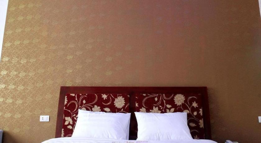 מאי צ'או Ngoc Bach Hotel מראה חיצוני תמונה